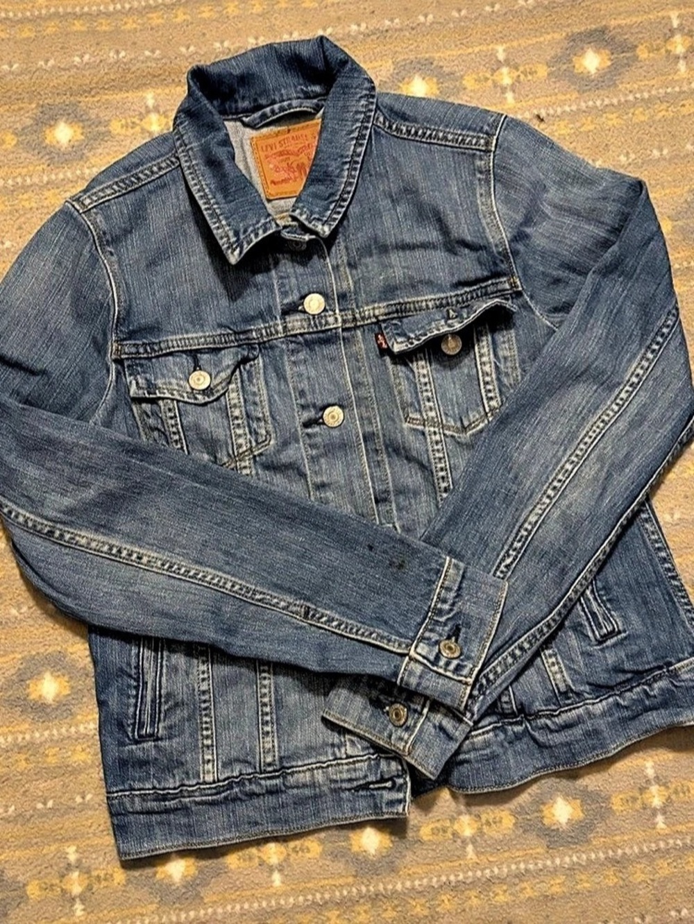 Levi's Original Trucker Jacket Denim Blue Size Medium - Picture 2 of 6